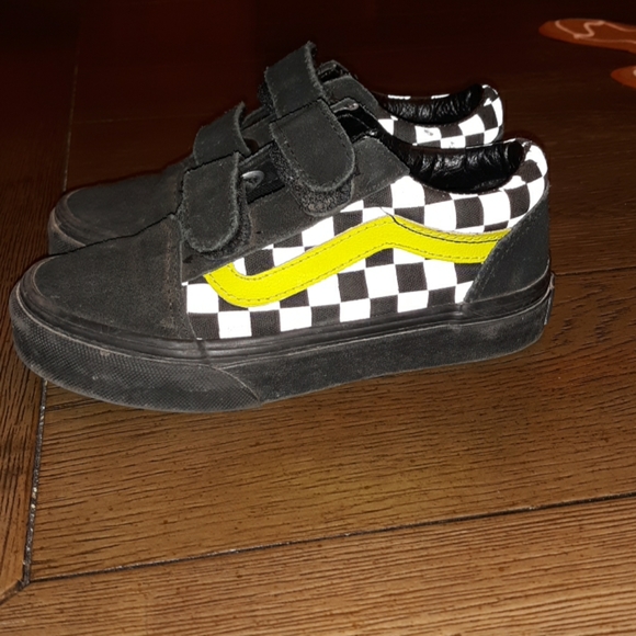 junior vans size 1